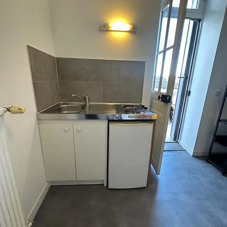 Petit Gare Sncf 塔布